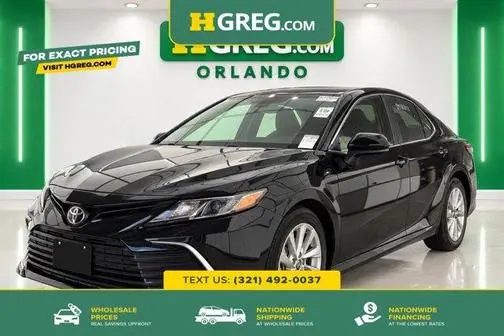 2021 Toyota Camry LE FWD photo