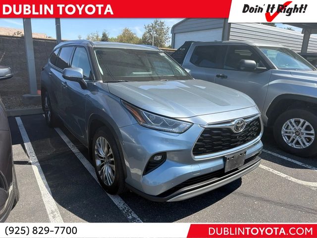 2021 Toyota Highlander Platinum AWD photo