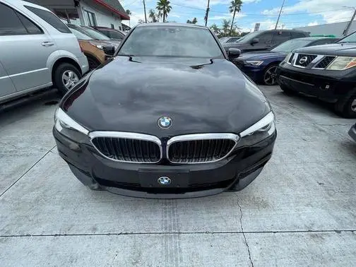 2019 BMW 5 Series 530i xDrive AWD photo