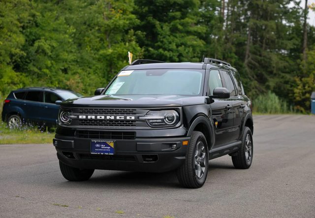 2021 Ford Bronco Sport Badlands 4WD photo