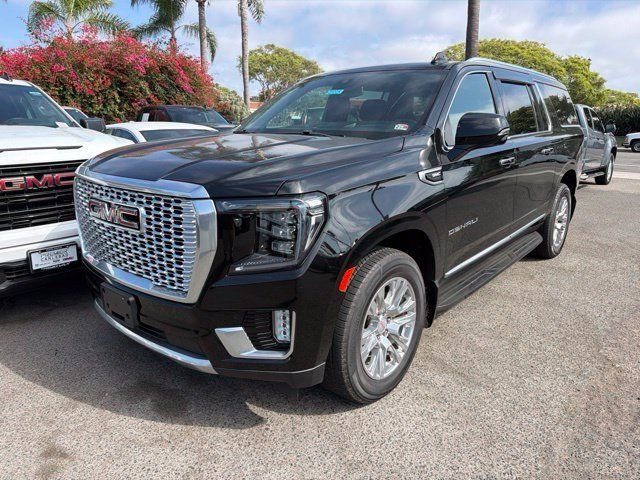 2021 GMC Yukon XL Denali 4WD photo