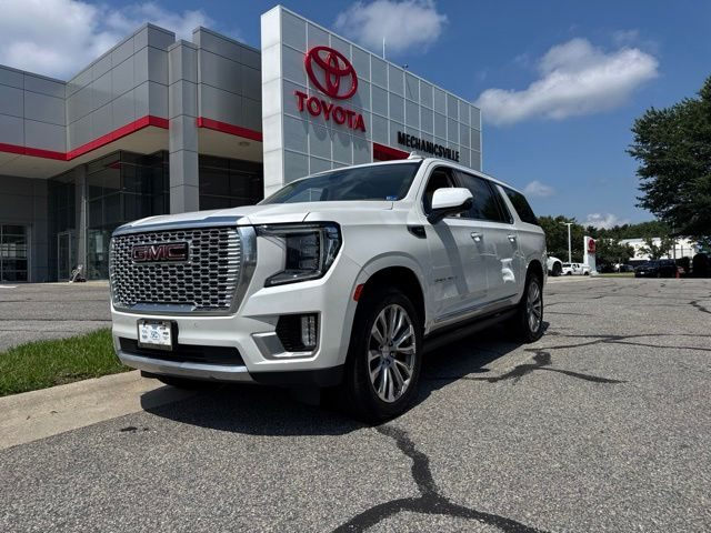 2021 GMC Yukon XL Denali 4WD photo
