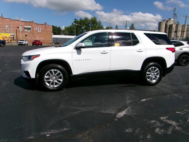 2021 Chevrolet Traverse LT Leather AWD photo
