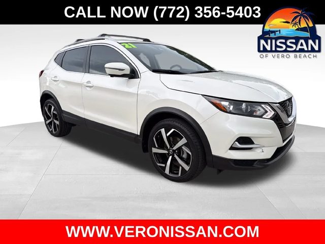2021 Nissan Rogue Sport SL FWD photo