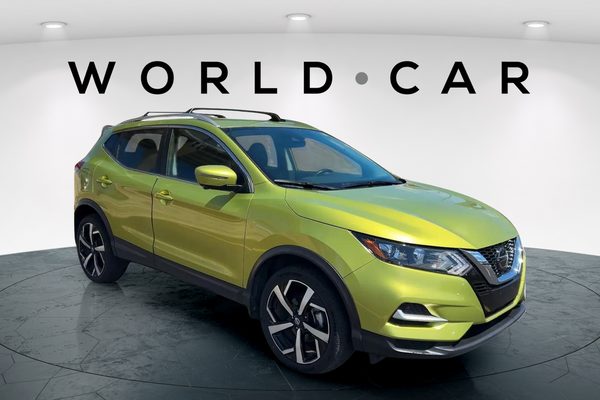 2021 Nissan Rogue Sport SL FWD photo