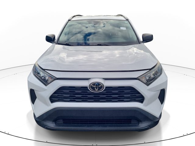 2021 Toyota RAV4 LE FWD photo