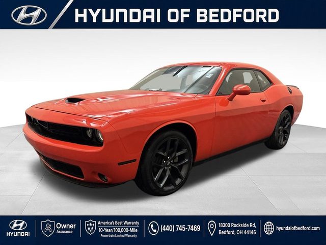 2021 Dodge Challenger SXT RWD photo
