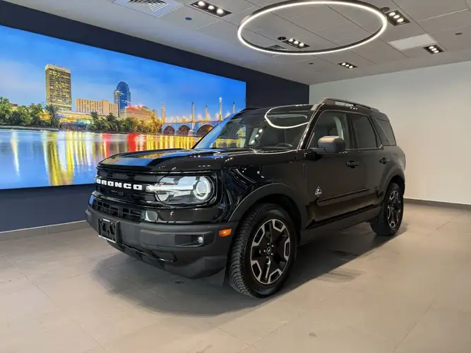 2021 Ford Bronco Sport Outer Banks 4WD photo