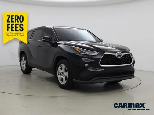 2021 Toyota Highlander LE FWD photo