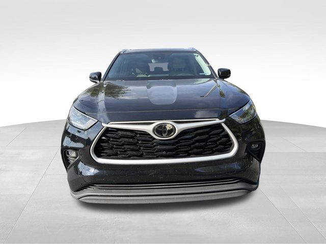 2021 Toyota Highlander XLE AWD photo