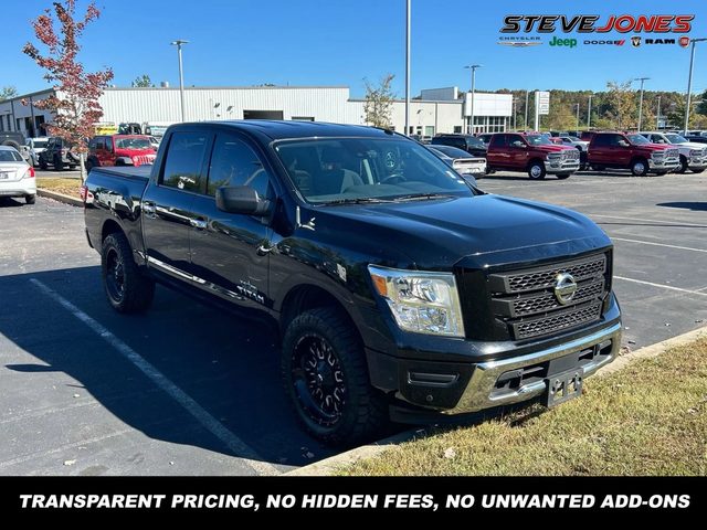 2021 Nissan Titan SV RWD photo