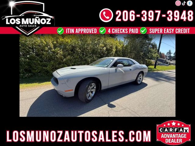 2021 Dodge Challenger SXT RWD photo