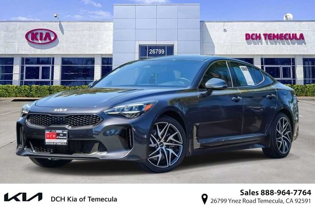 2022 Kia Stinger GT-Line RWD photo