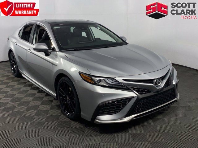 2021 Toyota Camry XSE FWD photo