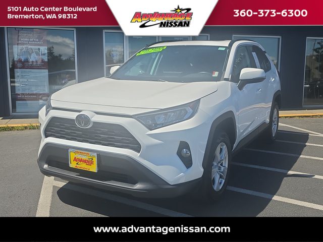 2020 Toyota RAV4 XLE AWD photo