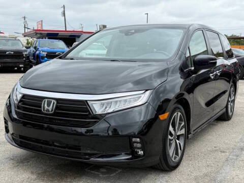 2022 Honda Odyssey Touring FWD photo