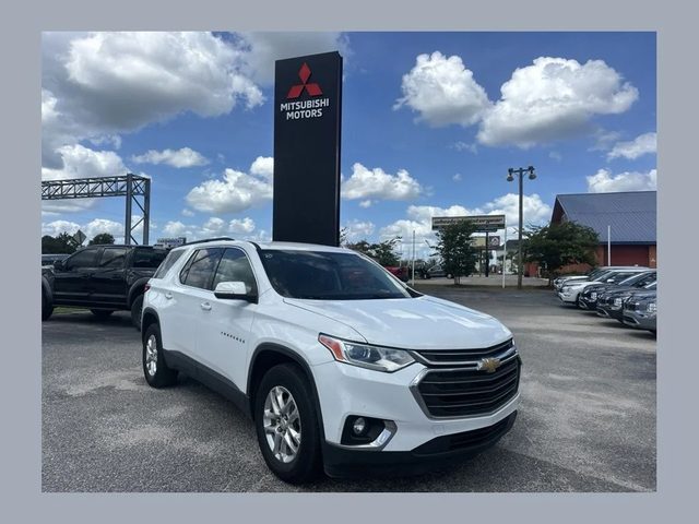 2021 Chevrolet Traverse LT Cloth FWD photo