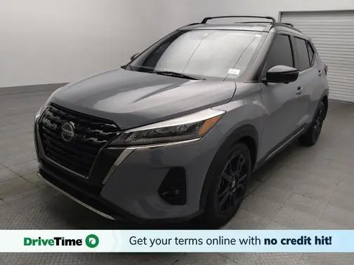2021 Nissan Kicks SR FWD photo