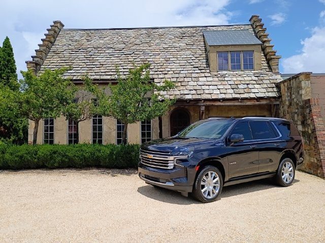2021 Chevrolet Tahoe High Country 4WD photo