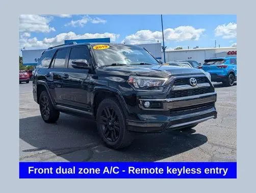 2019 Toyota 4Runner SR5 4WD photo