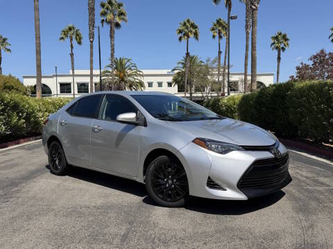 2018 Toyota Corolla LE FWD photo