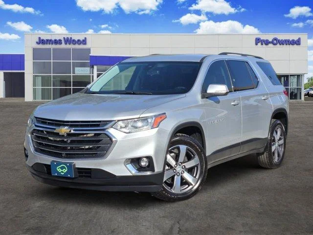 2021 Chevrolet Traverse LT Leather FWD photo