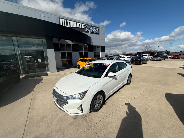 2020 Hyundai Elantra SEL FWD photo