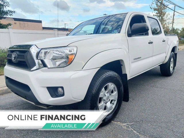 2015 Toyota Tacoma 4WD photo