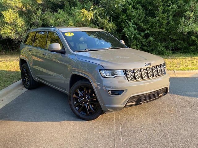 2021 Jeep Grand Cherokee Laredo X RWD photo