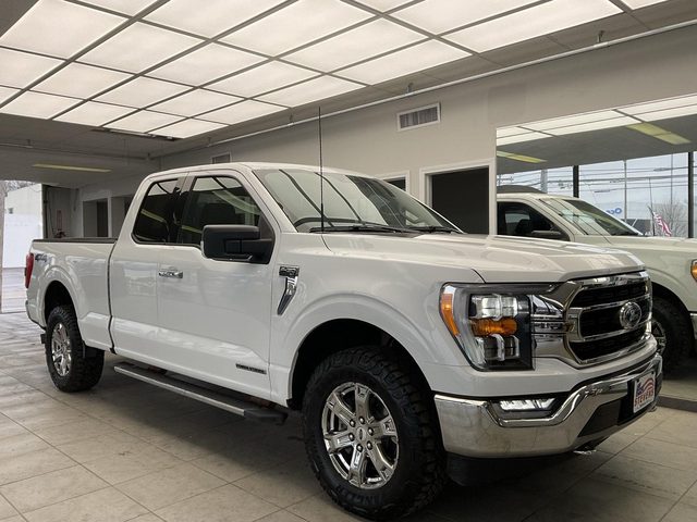 2021 Ford F-150 XLT 4WD photo