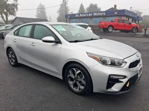 2019 Kia Forte LXS FWD photo