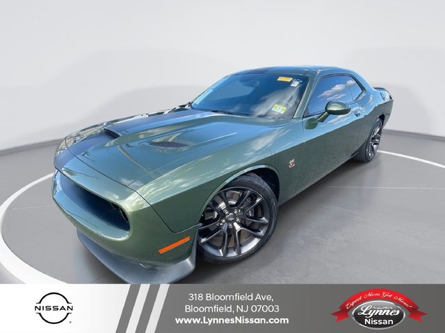 2021 Dodge Challenger R/T Scat Pack RWD photo