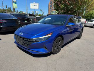 2021 Hyundai Elantra SEL FWD photo