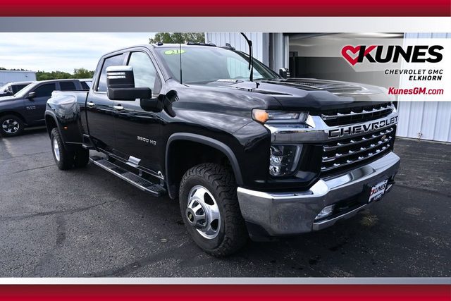 2021 Chevrolet Silverado 3500HD LTZ 4WD photo