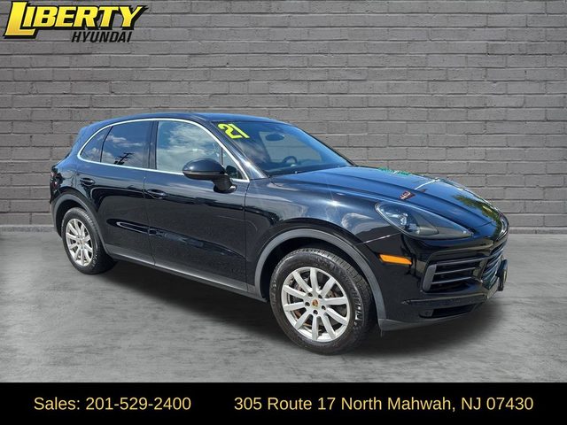 2021 Porsche Cayenne AWD photo