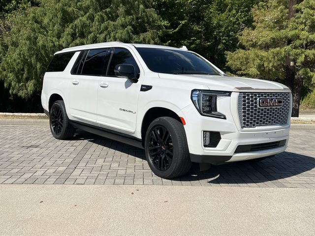 2021 GMC Yukon XL Denali 4WD photo