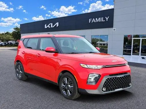 2022 Kia Soul EX FWD photo