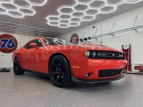 2021 Dodge Challenger R/T RWD photo