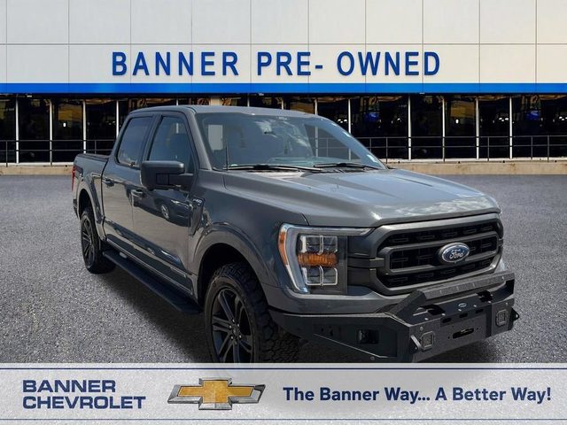 2021 Ford F-150 XLT 4WD photo