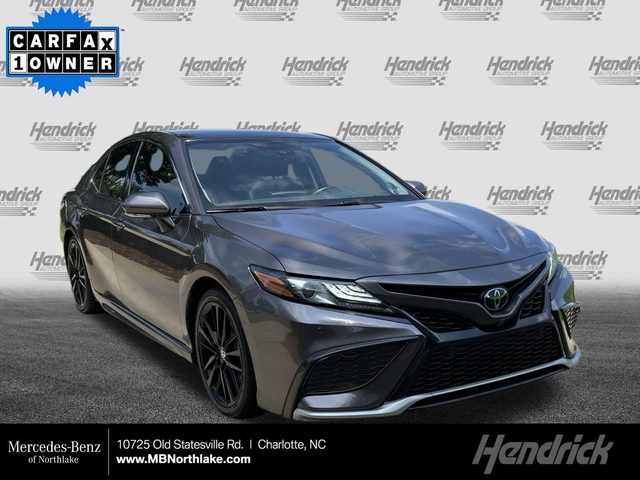 2021 Toyota Camry XSE FWD photo