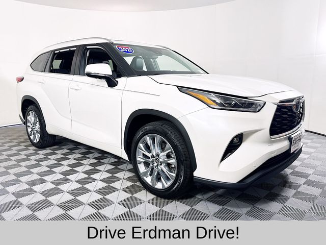 2021 Toyota Highlander Limited FWD photo