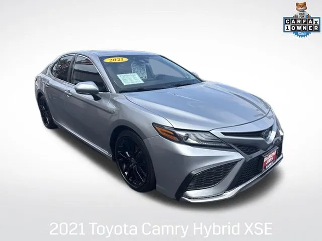 2021 Toyota Camry Hybrid XSE FWD photo