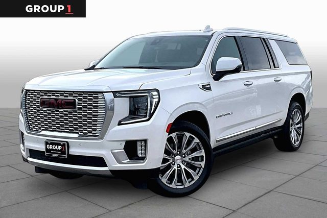 2021 GMC Yukon XL Denali 4WD photo