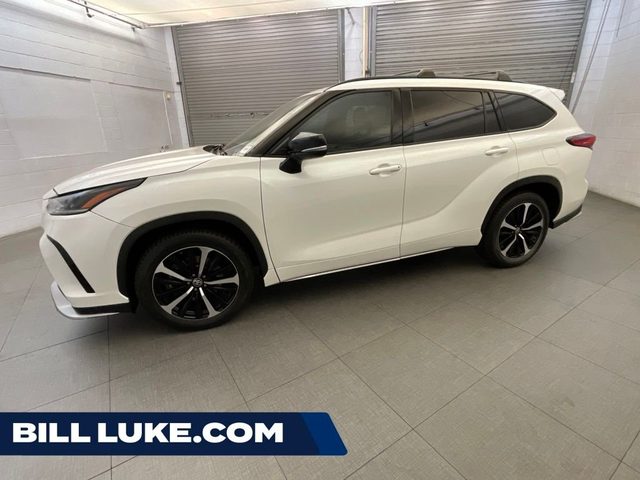 2021 Toyota Highlander XSE FWD photo