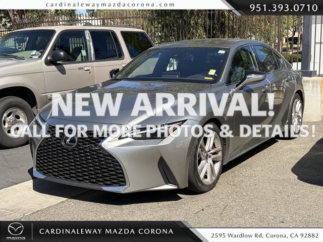 2021 Lexus IS IS 300 RWD photo