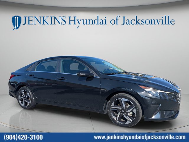 2022 Hyundai Elantra SEL FWD photo