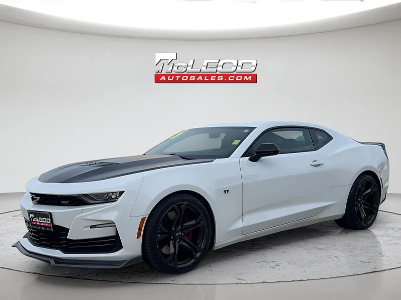 2021 Chevrolet Camaro 1SS RWD photo