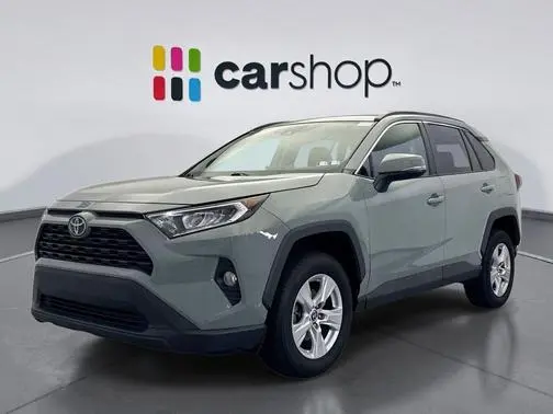 2021 Toyota RAV4 XLE AWD photo