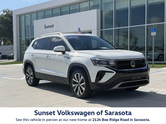 2022 Volkswagen Taos SE FWD photo