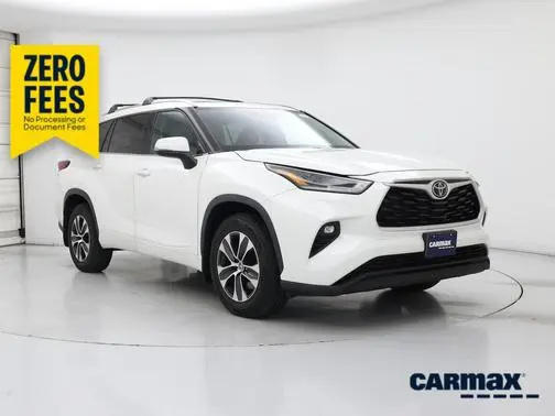 2021 Toyota Highlander XLE AWD photo